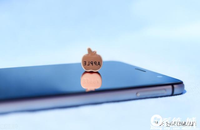 苹果做出重要决定：iPhone14系列手机使用长江存储芯片？